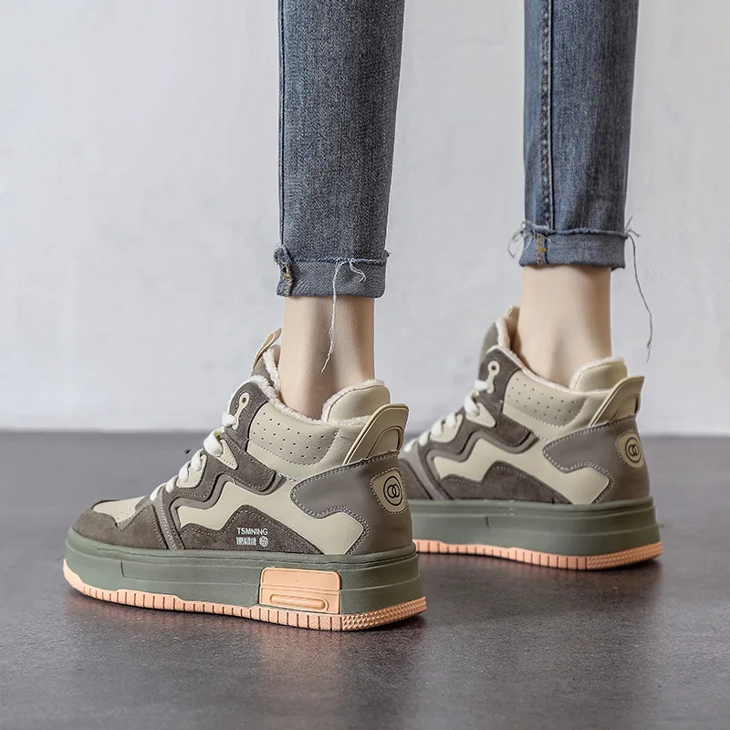 

Женская спортивная обувь на осень и зиму, туфли на толстой подошве с цветными блоками, новинка 2025, бархатная повседневная обувь