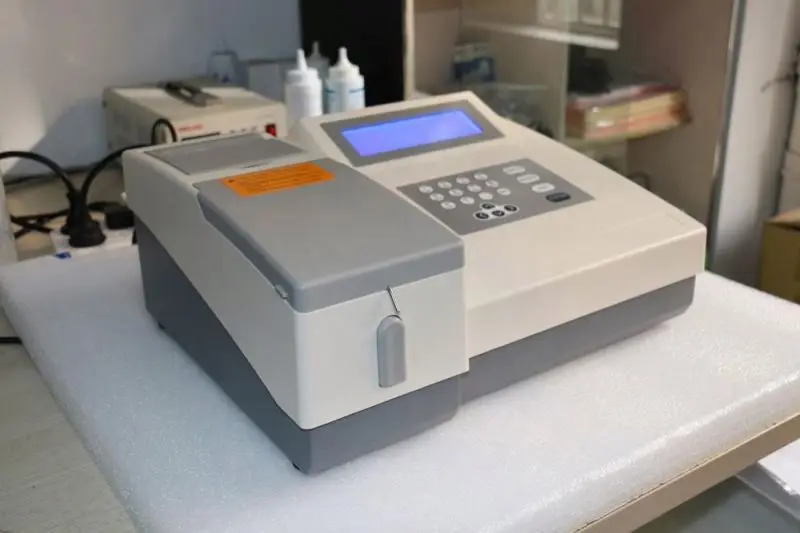 Hot Sale RAYTO RT-9200 Semi-Auto Chemistry Analyzer