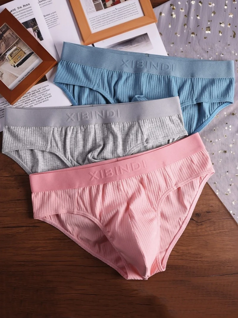 3-teiliges geripptes Herren-Slip-Set aus Baumwolle – Unterwäsche mit geprägtem Bund „XIBINDI“ (Blau/Grau/Rosa)