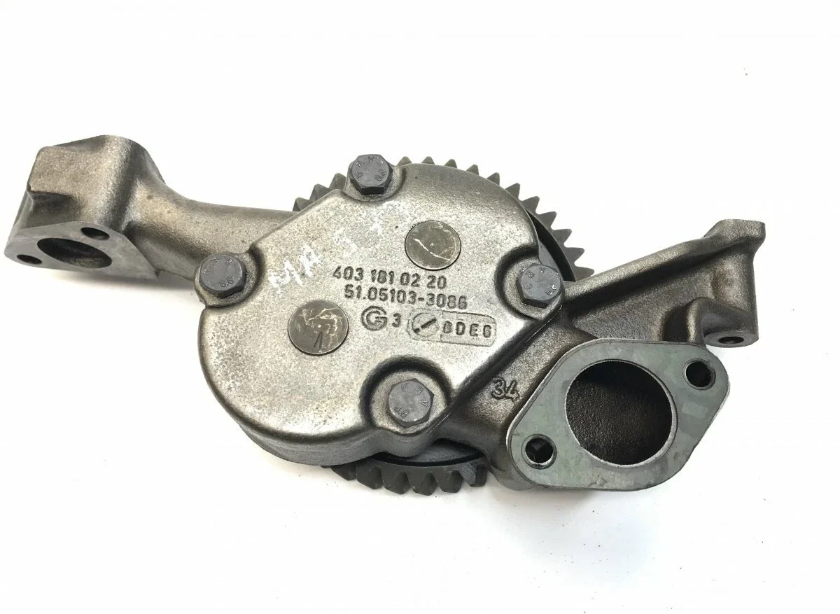 

51051006262 Engine Oil Pump D2865 D2876 D2866 E2866 E2876 MAN Trucks Lorries