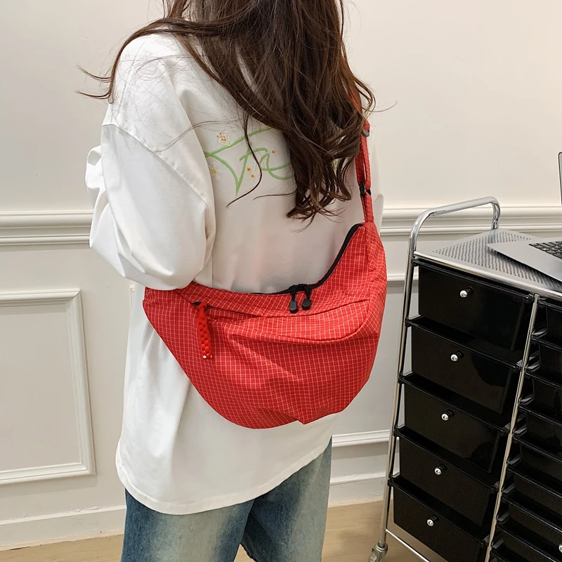 Grid Pattern Crescent Crossbody Bag Lightweight Dumpling Shape Adjustable Strap Casual Shoulder bag Daily Commute Ladies Bag