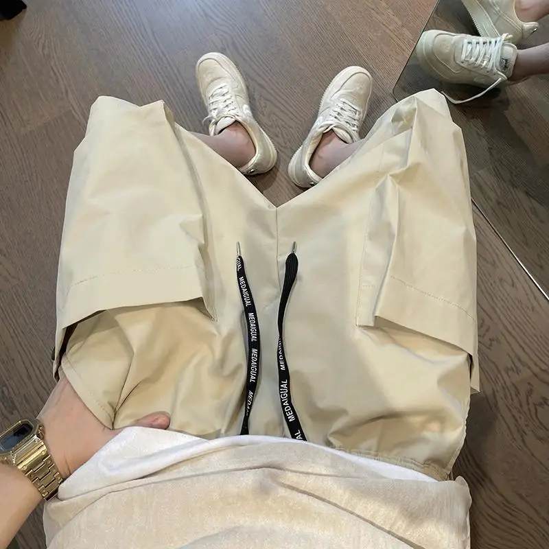 Men Trendy Casual Streetwear Hip Hop Big Pocket Design Cargo Short Pants Y2K 2024 Summer Youth Solid Oversize Baggy Beach Shorts - Image 2