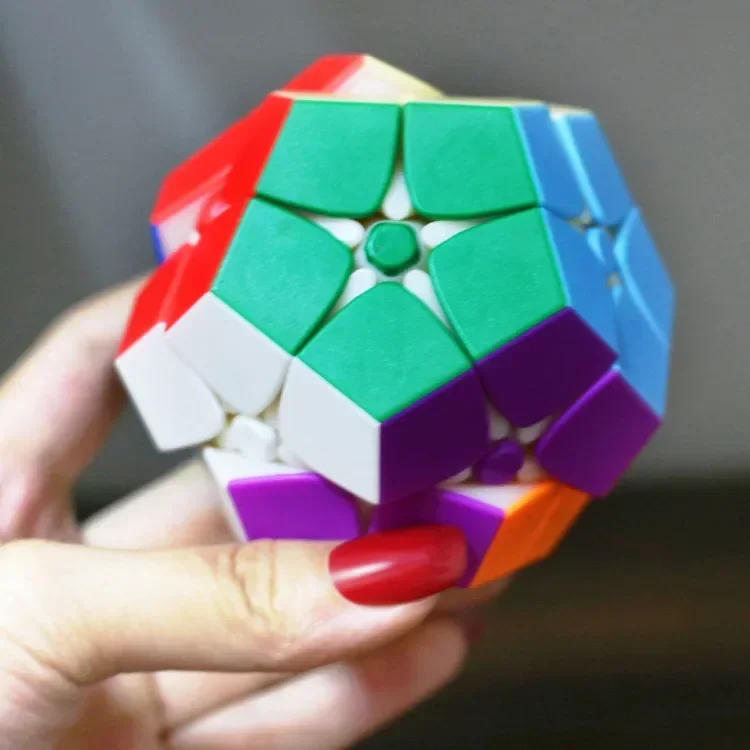 [Picube] SengSo Tank 2x2 Megaminx 2x2x2 Kilominx Five Shengshou Cube Color Alien Student Educational Children's Toy Solid Color