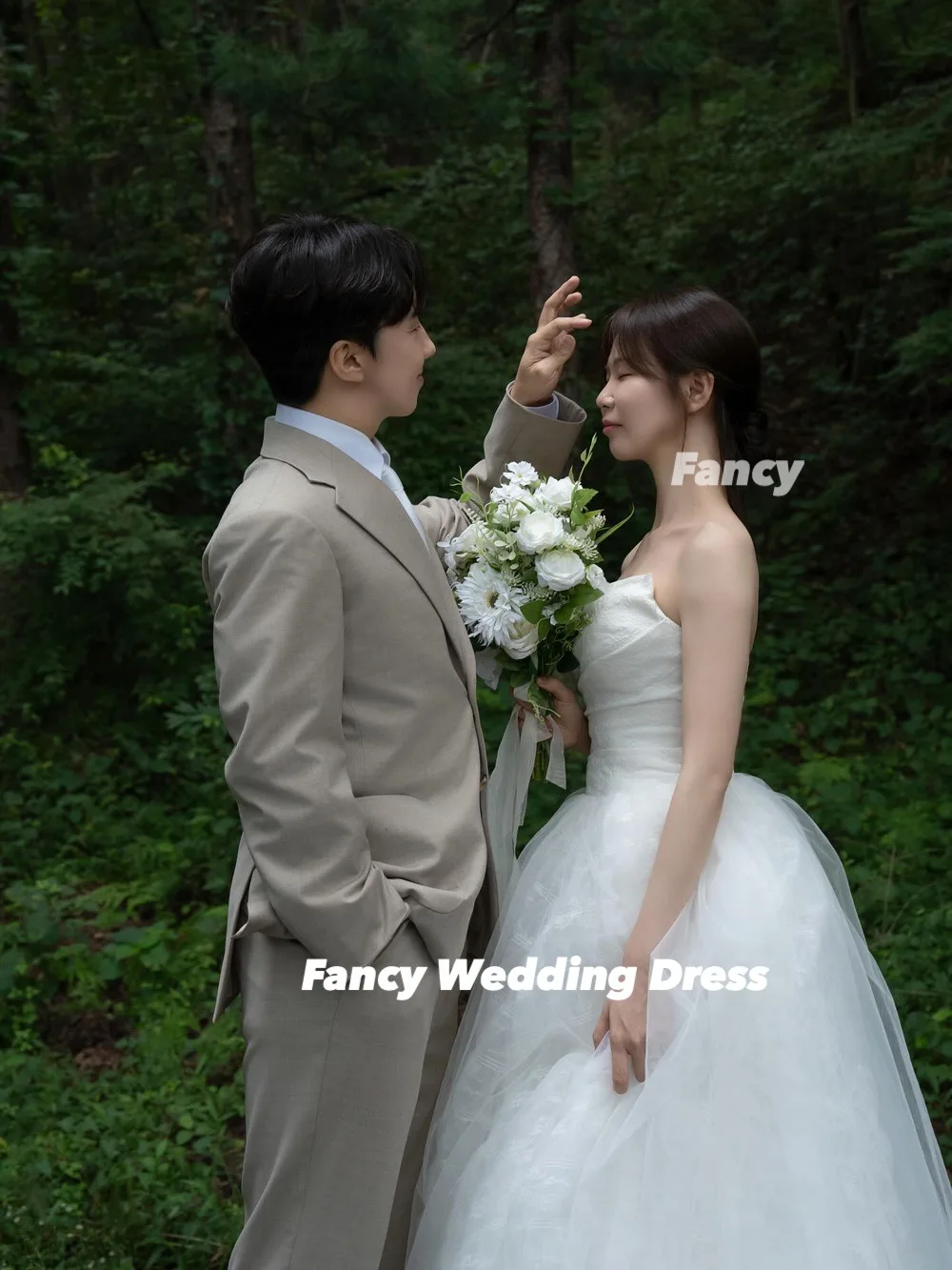 Fancy Simple Strapless Korea Wedding Party Engagement Dresses Photography A Line Soft Tulle Evening Dress Corset Customized