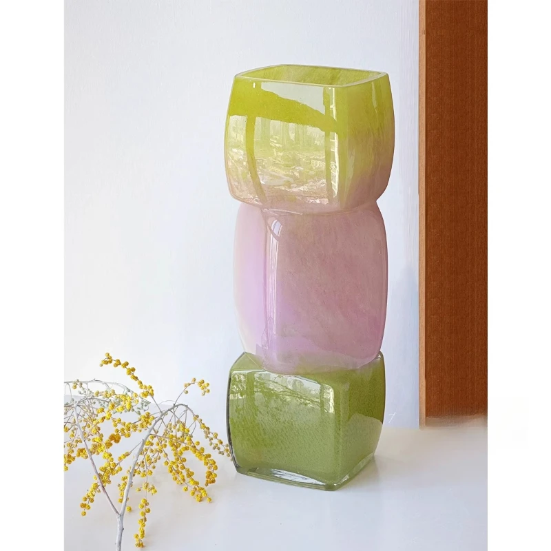 

Beautiful medieval colored glass sugar cube niche high-end design vase entrance ornament