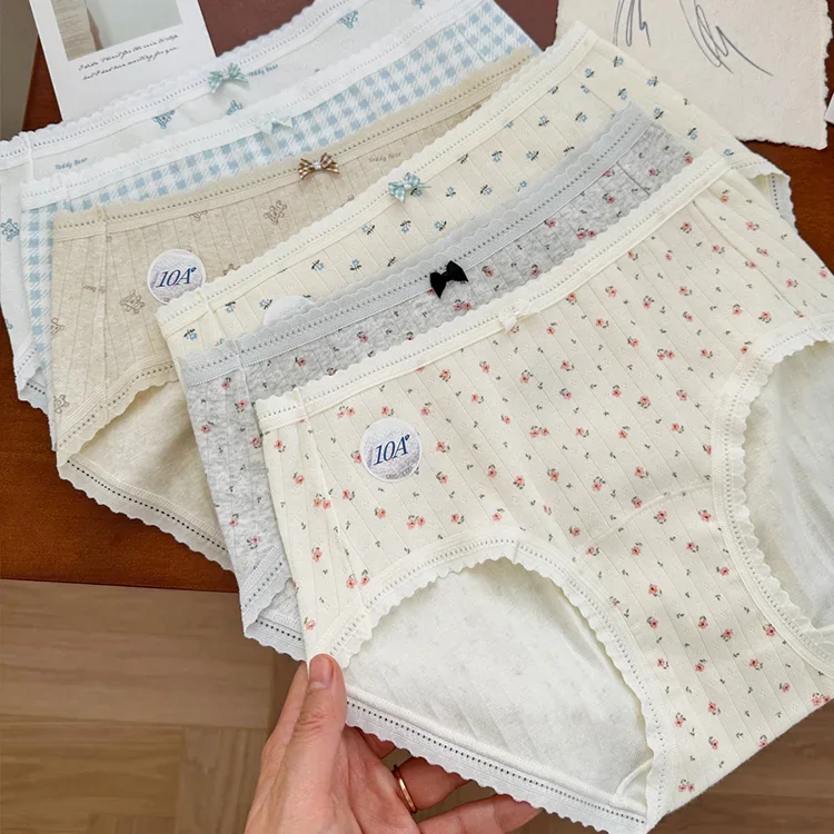 

Маленькие трусики с цветочным принтом в деревенском стиле, женские хлопковые удобные трусики, облегающие бедра, удлиненная нижняя часть промежности, класс A, детский хлопок