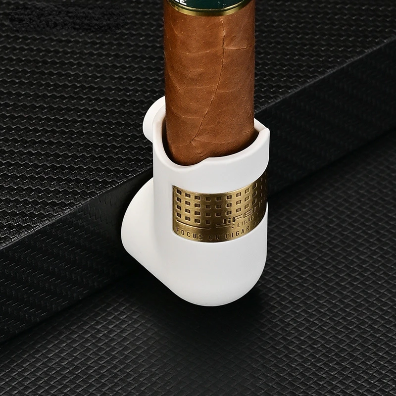 Large-caliber Cigar Holder Smoke Groove Travel Portable Cigar Holder Magnetic Suction Golf Car Cigar Holder Smoking Accessories