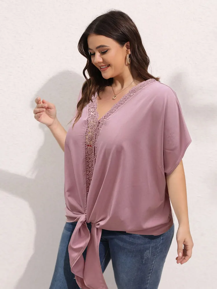 Polyester Elegant and Youth Summer Short Sleeve T Shirts Cute Pink Casual V Neck Pleated Plus Size Women Clothing with Bow