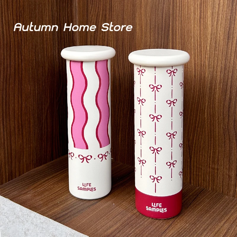 

Original Design 350ml Insulated Cup with A Bow on Hand Cup Stainless Steel Coffee Cup Travel Thermal Mug