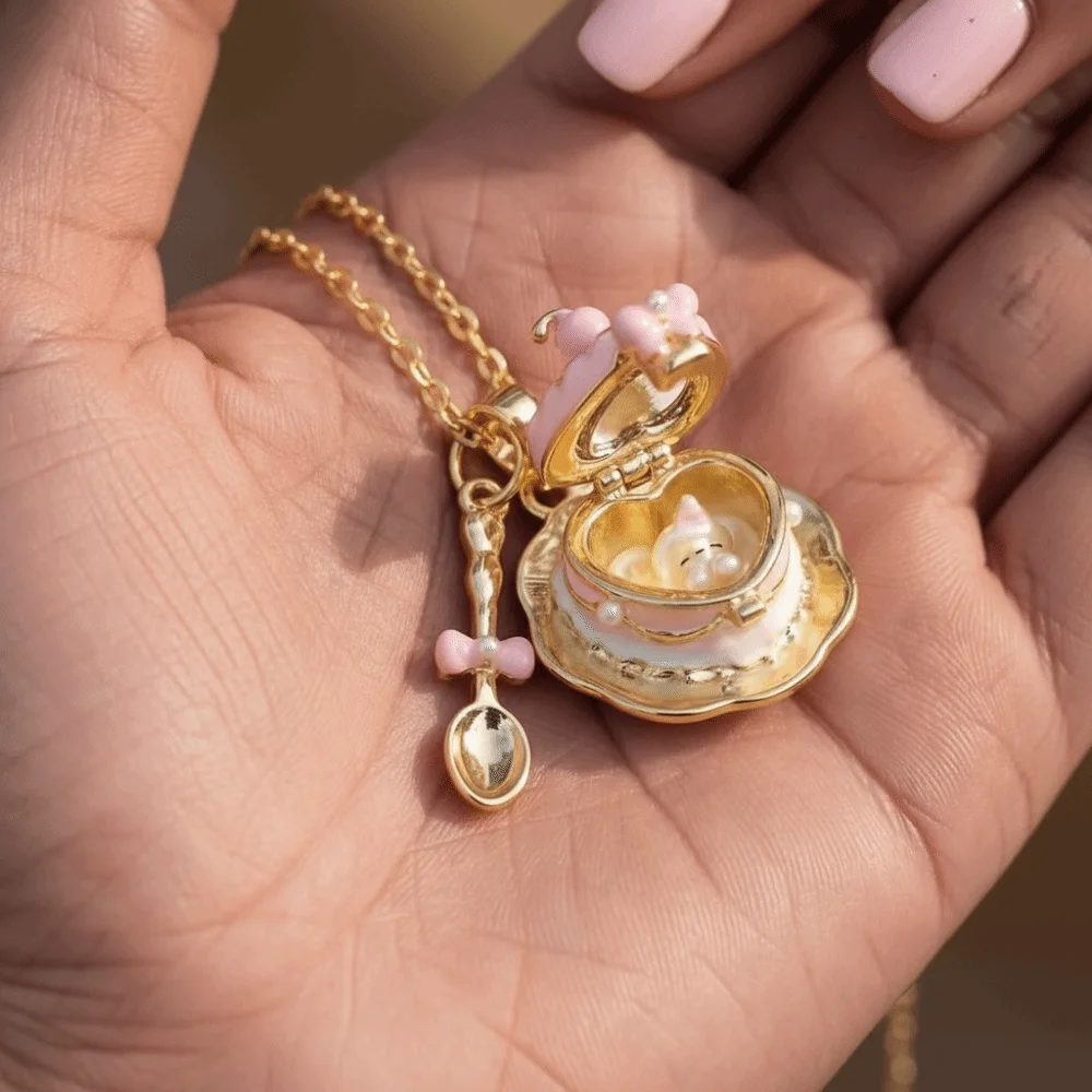 Metal Chain Teaspoon Pendant Necklace 18K Gold Plated Opening and Closing Lid Animal Pendant Choker Copper Charm