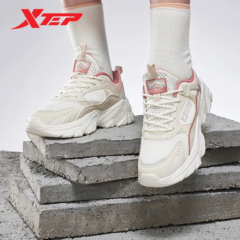 Xtep Walking Shoes Women Comfortable Breathable Mesh Causal Sports Shoes Trekking Outdoor Soft Female Sneakers 977318170011