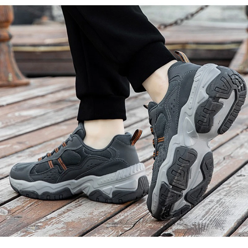 

Men's Sports Shoes New Low-top Flat-top Color-matched Fashionable Lace-up Large-sized Lightweight Outdoor Running Shoes