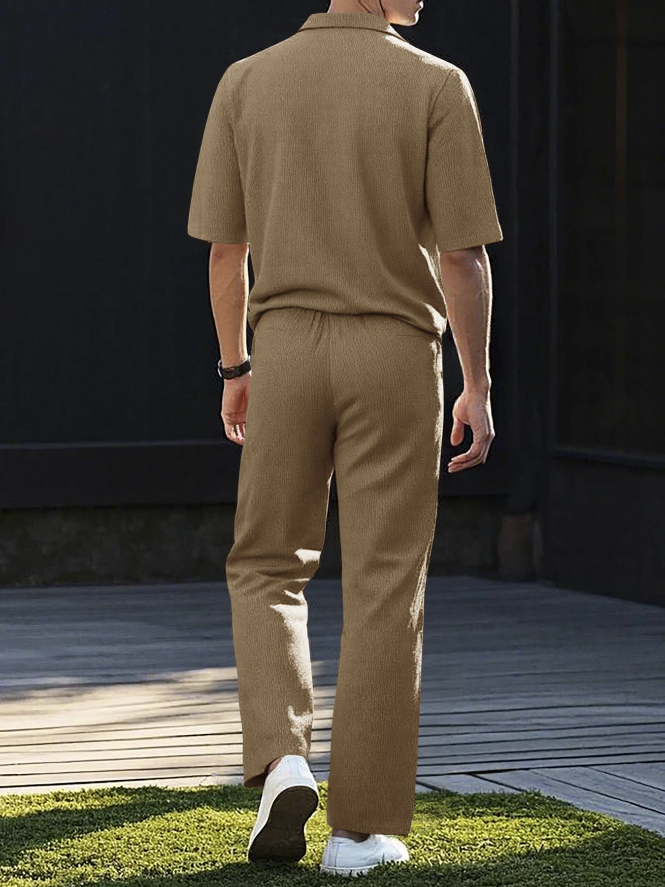 Men's suit Loose casual pants, short sleeves Spring and Autumn Daily Bubble Wrinkle Two Piece Set Hot sale Men's wear