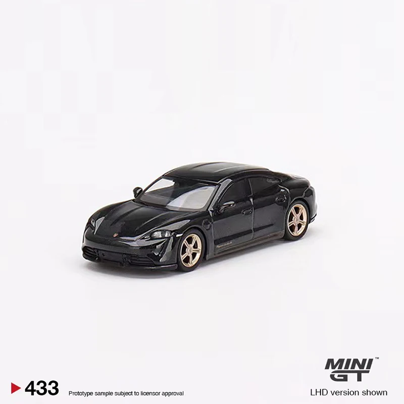 

Мини GT 1:64 модель автомобиля Taycan Turbo S Volcano литой под давлением автомобиль черный #433 LHD