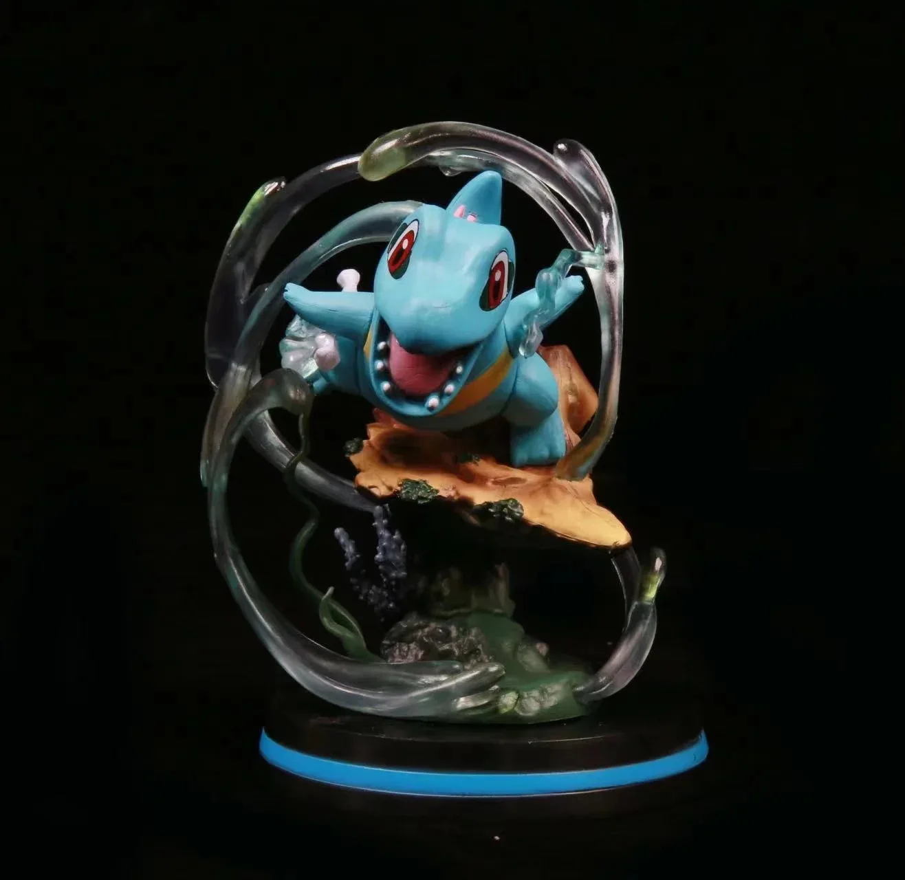 Versión de batalla de Totodile de Pokemon, Anime Kawaii GK figura de acción de PVC, estatua de juego, modelo coleccionable, juguetes para niños, muñeca, regalos, 12cm