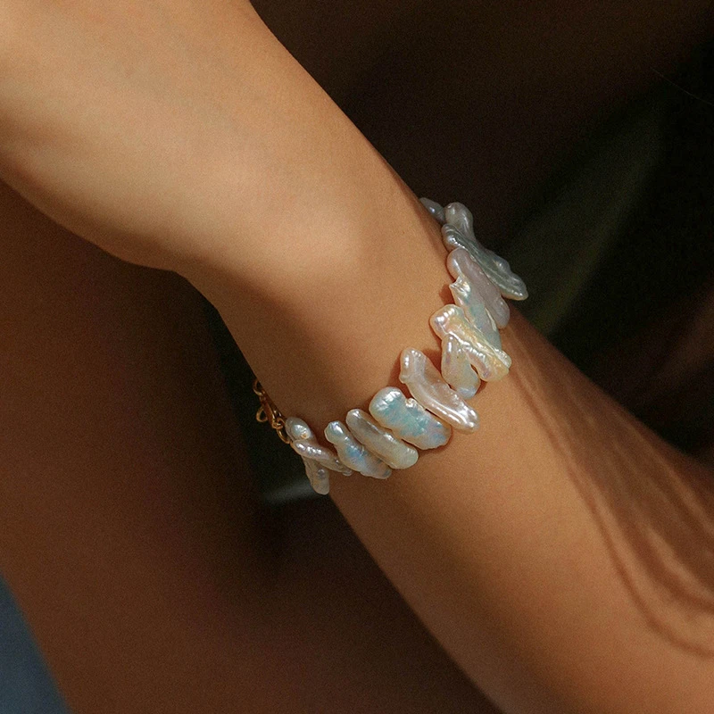 Fashion Luxury Irregular Square Baroque Freshwater Pearl Bracelet for Women Designer Charm Beach Party Premium Women's Bracelet