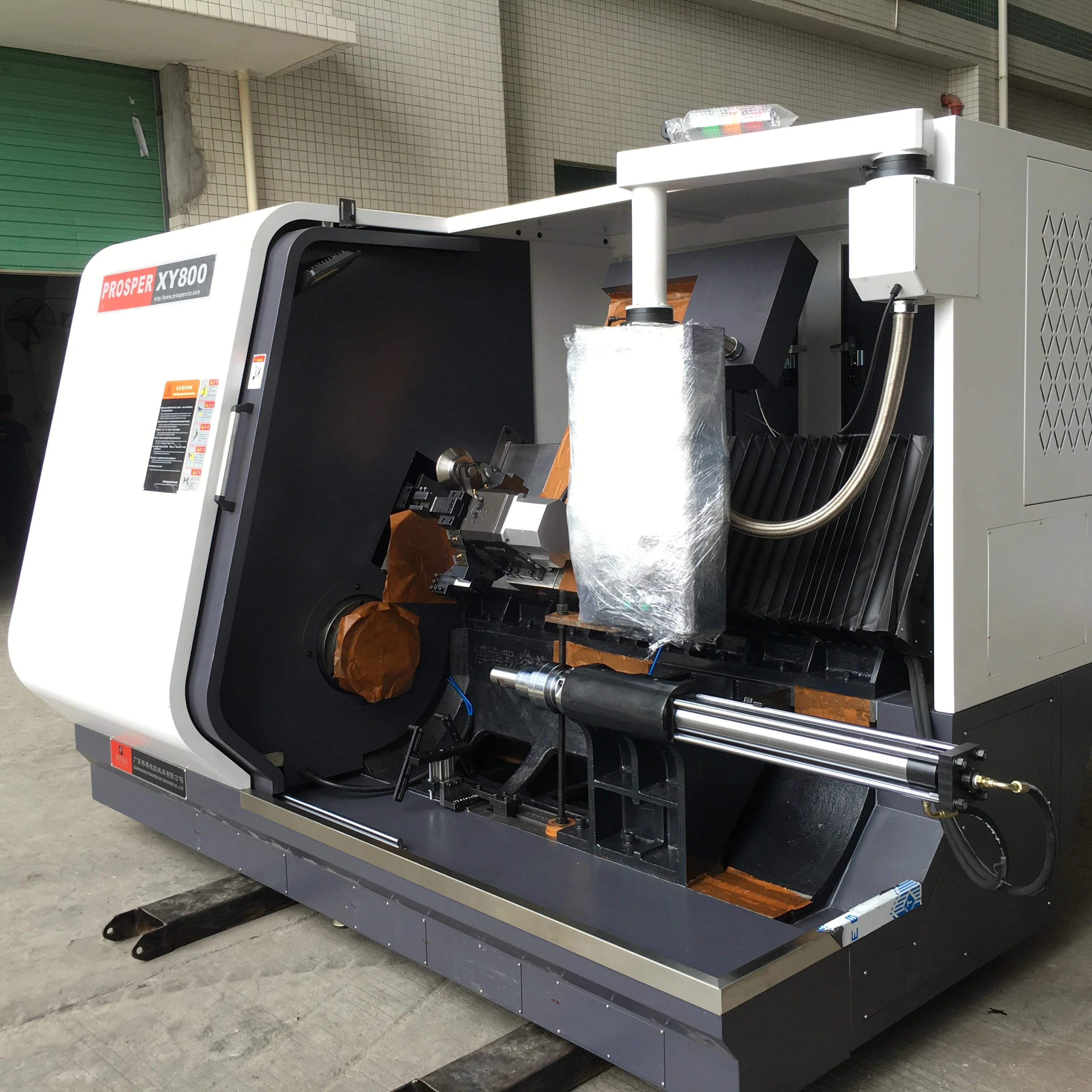 Цена обрабатывающего центра с ЧПУ в Китае в Индии