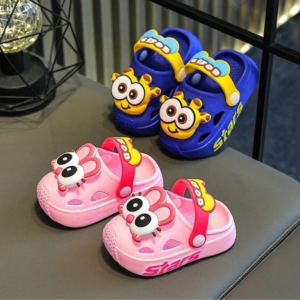 Cute Summer Kids Slippers Cartoon Deer Non-slip Beach Clogs Breathable Comfortable Summer Clogs for Indoor Outdoor