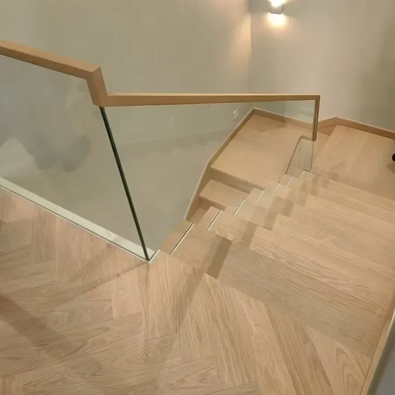 QiJiaYiShu Modern Minimalist Solid Oak Stair Treads Durable Indoor Wooden Staircase Steps for Hotel Apartment Residential Use