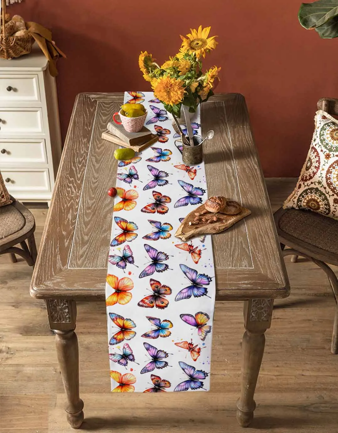

Retro Colorful Butterfly Table Runner Dining Table Decoration for Home Party Indoor