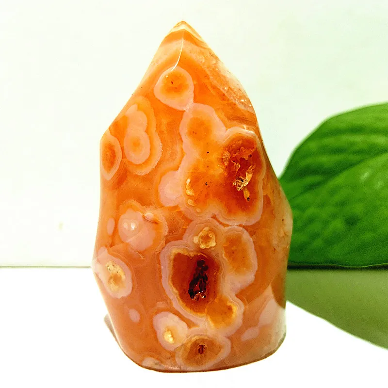 Natural Stone Red Agate Flame Crystal Lce Cream Torch Spiritual Energy Healing Feng Shui Crystal Room Decoration