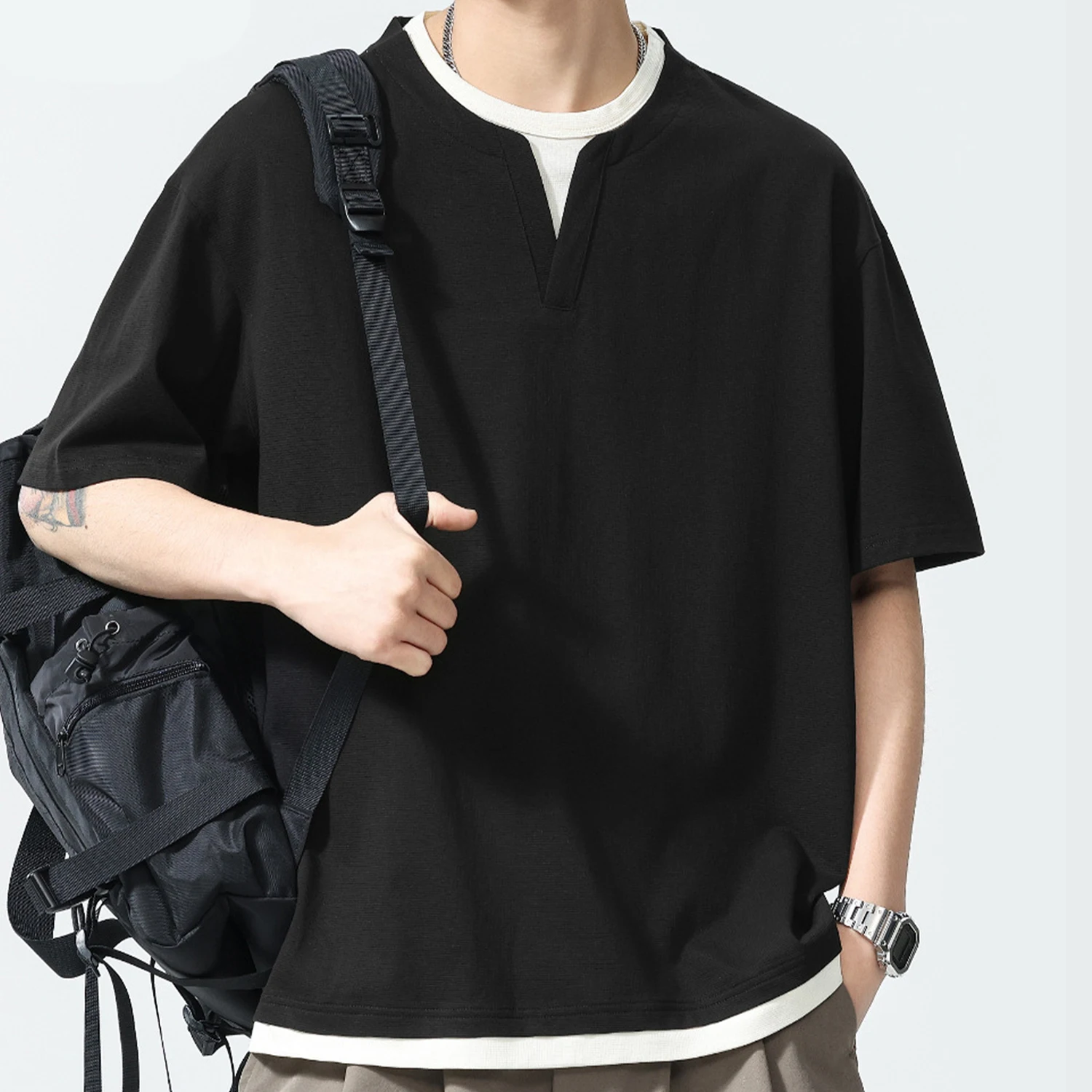 American retro heavyweight Henry collar fake two-piece T-shirt men's summer black loose shirt, fashionable men's clothing