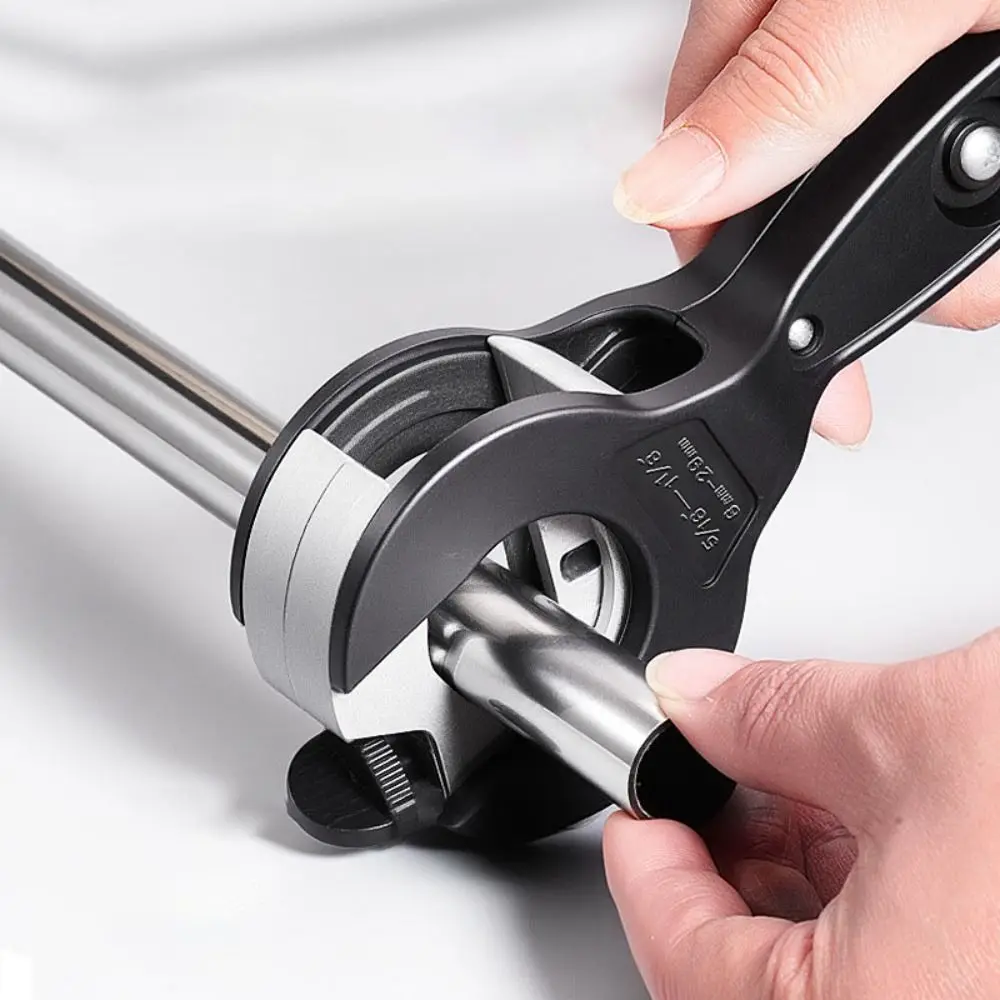 

8-29mm Ratchet Tube Pipe Cutter Replaceable Tool Insert Labor Saving Cutting Hand Tools High Hardness Zinc Alloy Tube Cutter PVC