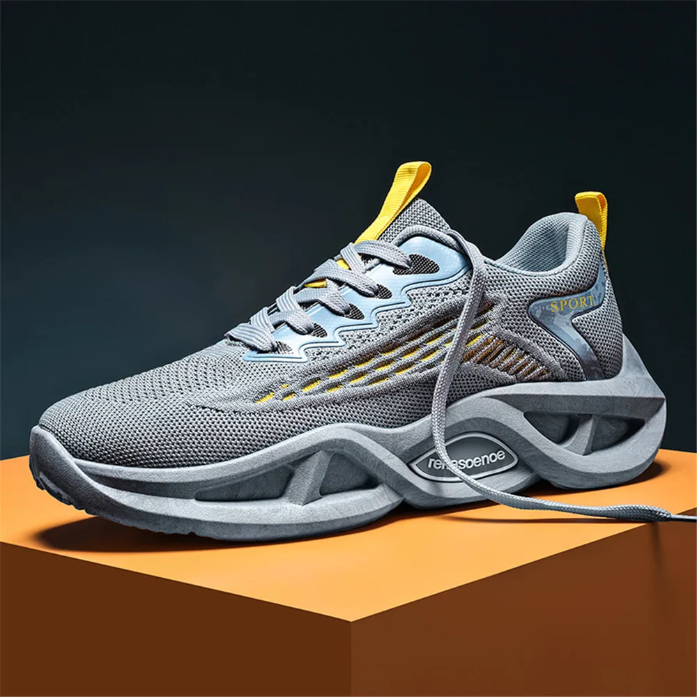 Sneakers Men Lightweight Running Shoes Spring Summer Shockproof Breathable Men Sports Height Increase Platform Walking Gym Shoes