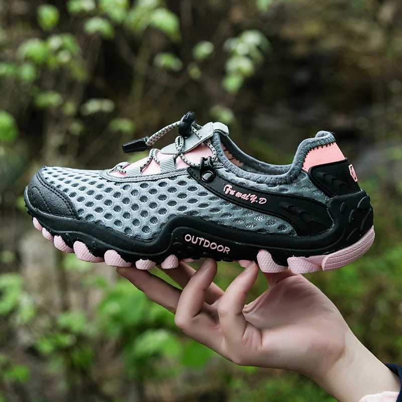 Summer Women's Mesh Sports Shoes Hollow-out Breathable Hiking Shoes Lightweight Anti Slip Outdoor Upstream Wading Sneakers