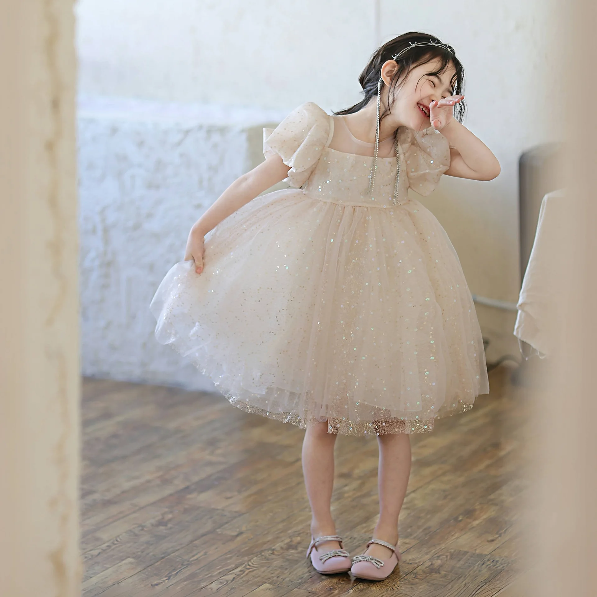 Girls' Short-sleeved Bubble-sleeved Sequined Swing Skirt 2025 Summer New Girls' Princess Skirt Gauze Skirt 61 Dress