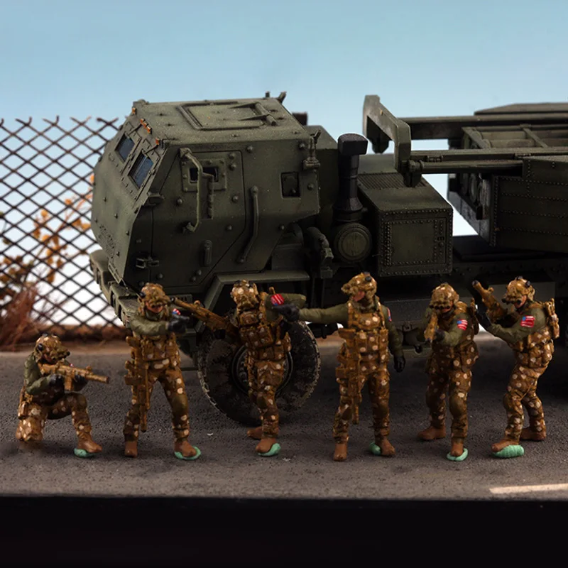 1:72 Scale เรซิ่น US Navy SEALs กองกําลังพิเศษ 6 สมาชิกกลุ่มฉากอุปกรณ์เสริมรุ่นผู้ใหญ่ของเล่นคลาสสิกของขวัญจอแสดงผลแบบคงที่