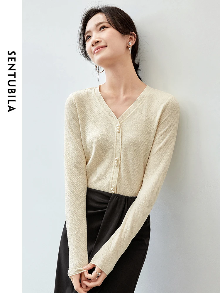 SENTUBILA Women Texture Knitted Cardigan   2024 Autumn Straight Pearls Button V Necl Long Sleeve Comt  Top 143H56832