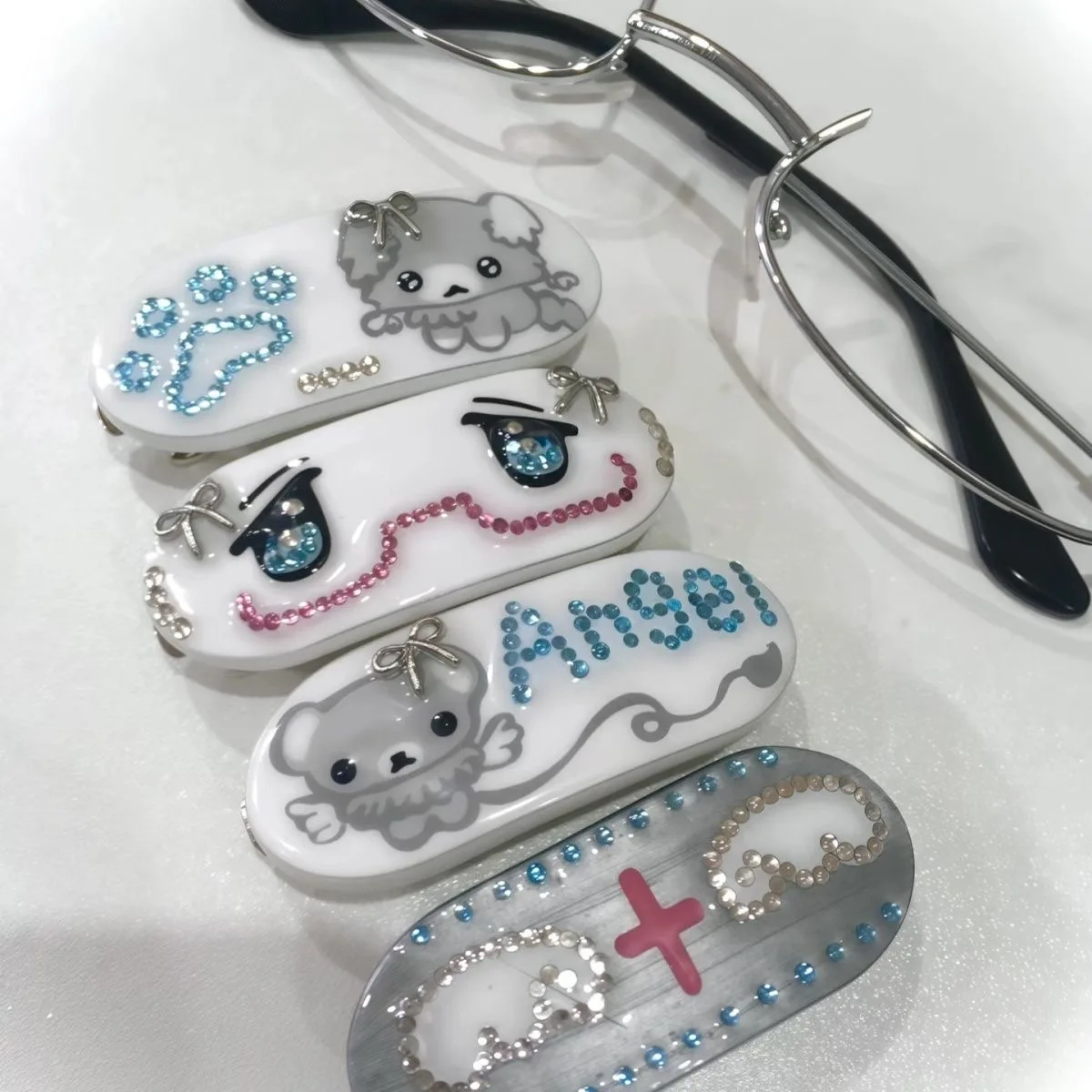 Vintage Y2K 1990s Kawaii Dog Paw Angel Bear Cross Sweet Side Clip Hair Accessories for Women Girls