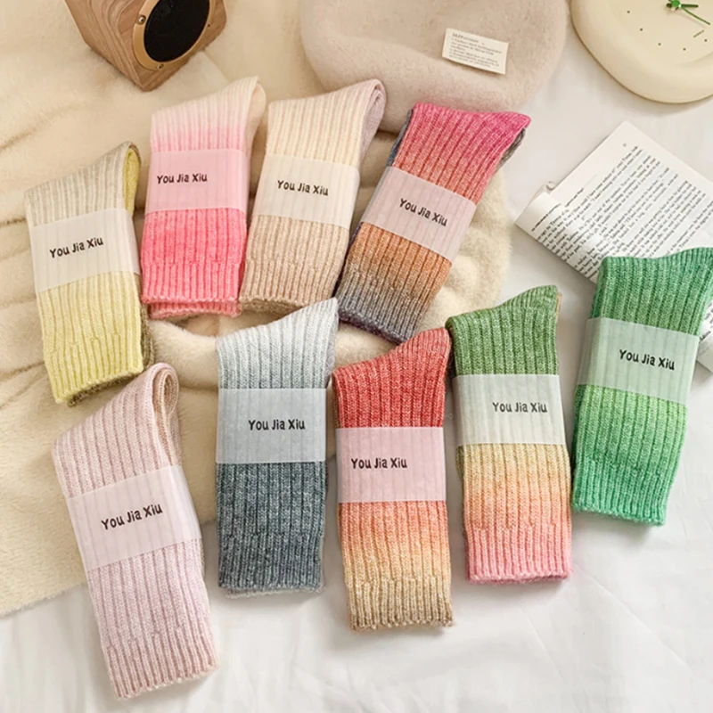 Winter Thick Warm Women's Gradient Wool Socks Fashion Thermal Comfortable Mid-tube Floor Sleeping Socks Women's Calf Socks