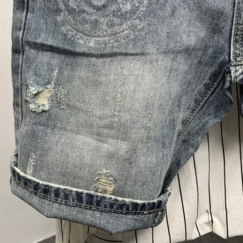 Pantalones cortos de mezclilla para hombre, Jeans cortos ajustados con gráfico de Hip Hop, diseñador, tendencia de venta, nuevo en con Emo juvenil,