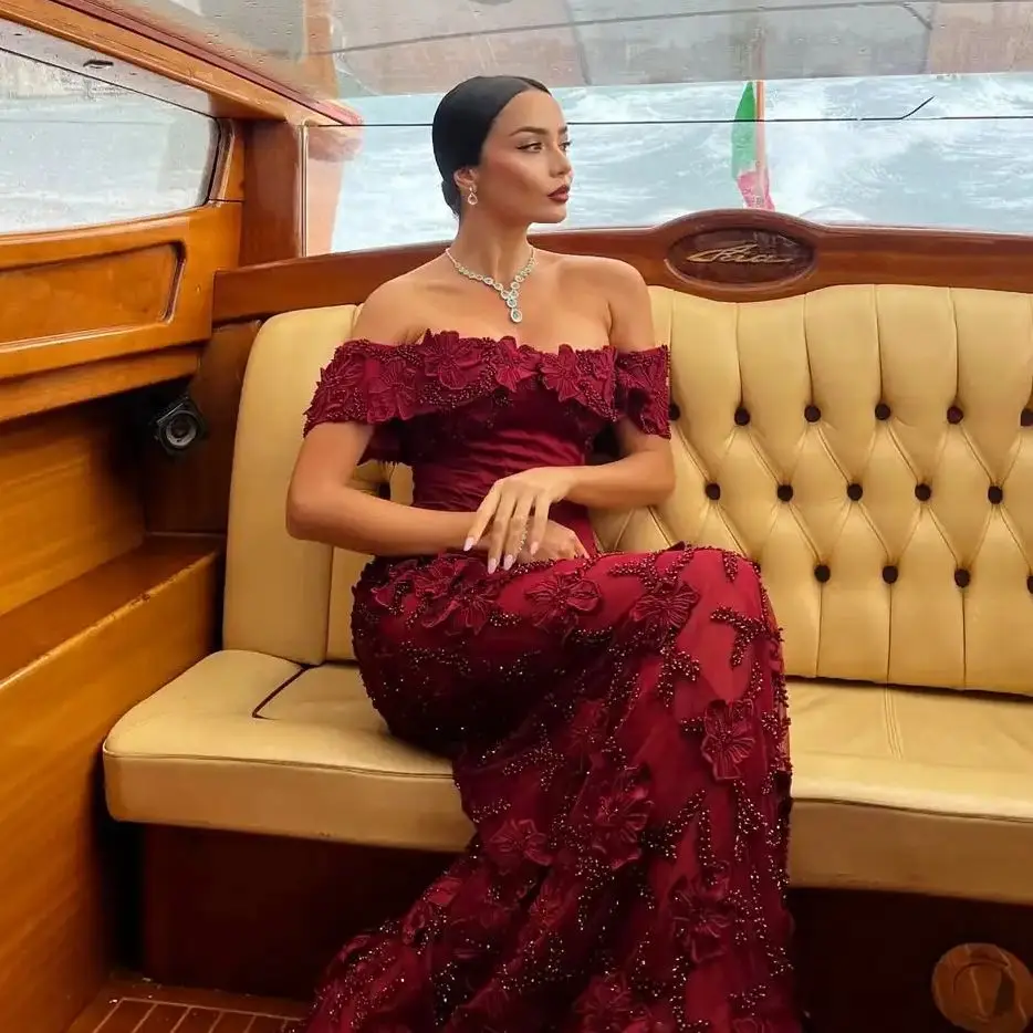

Ofherown Burgundy Off The Shoulders Prom Dresses with 3D Lcae Beaded Appliques Formal Evening Gowns Mermaid Vestidos De Festa