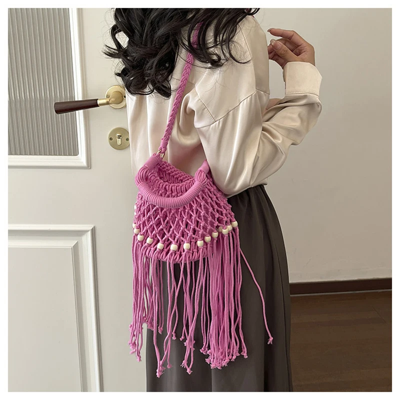 

Unique Hollowed Out Mesh Bag Crossbody Bag Women's Small Square Bag New Fashionable Commuting Shoulder Bag Hand-Held Tassel Bag