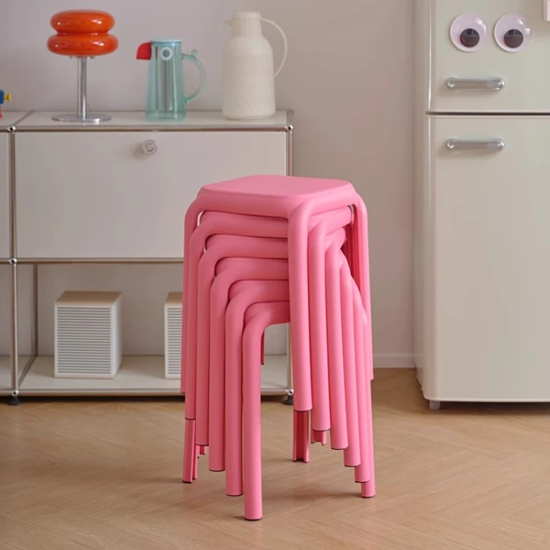 

Розовый пластиковый табурет в скандинавском стиле, усиленный штабелируемый стул, современный кухонный обеденный табурет, многофункциональный бытовой одиночный стул