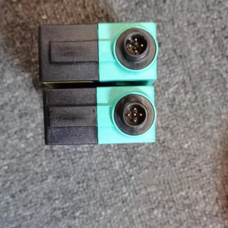 

Совершенно новый оригинальный фотоэлектрический датчик ML100-8-1000-RT/103/115 RLK28-8-H-2000-IR-Z/31/116 OBE6000-12GM40-SE5-V1