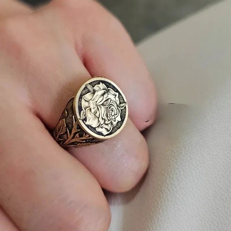 

Thorn Rose Ring Vintage Texture Handcarved High End and Unique Design Fashionable and Personalized Index FingerRing UNISEX Gifts