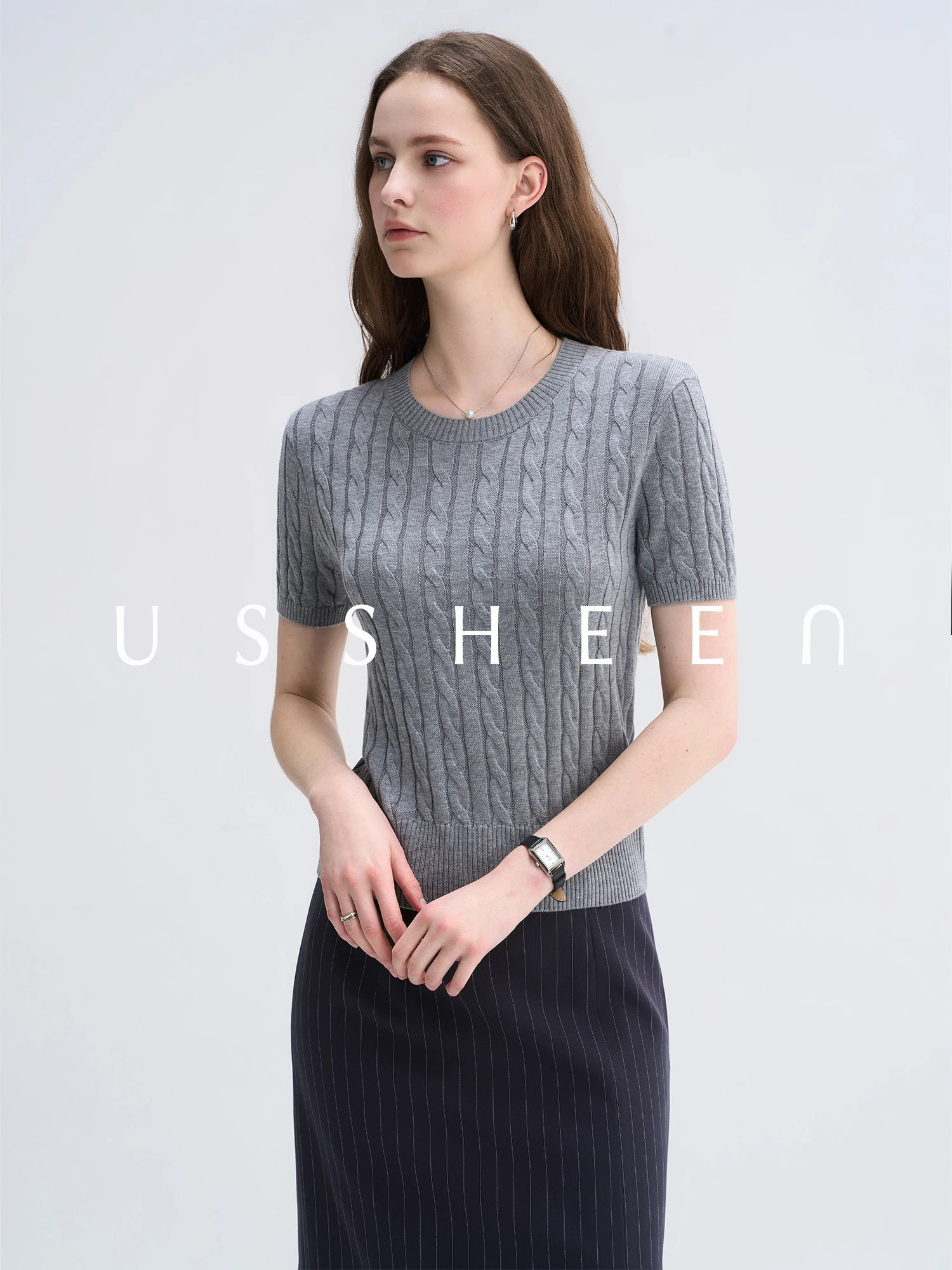 

USSHEEN Minimalist Style round Neck Twisted Short Sleeve Knitted Sweater Women's Commute Versatile Slimming Sweater