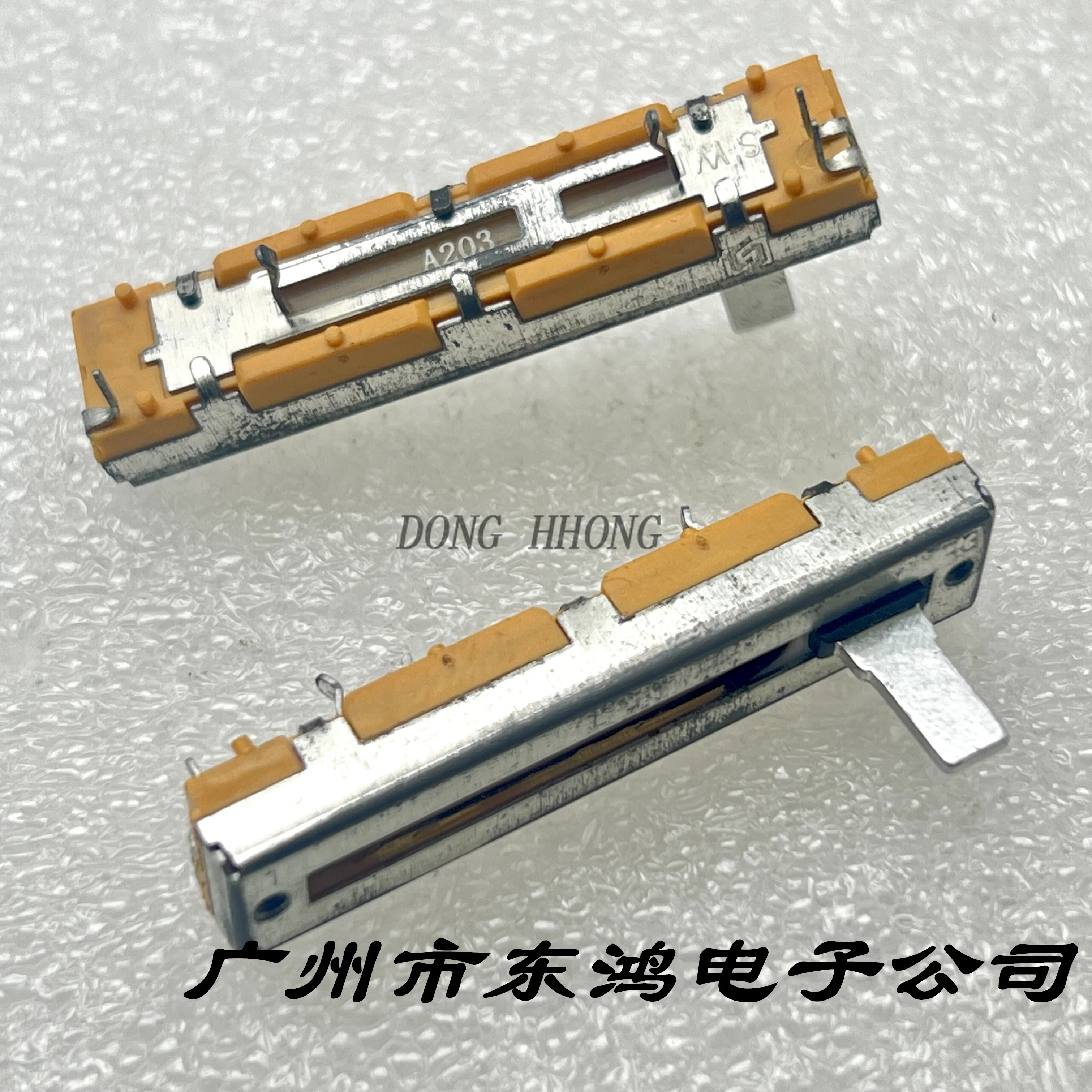 1 PCS oxidized 45mm direct sliding potentiometer single link 3-pin A20K shaft length 10mm