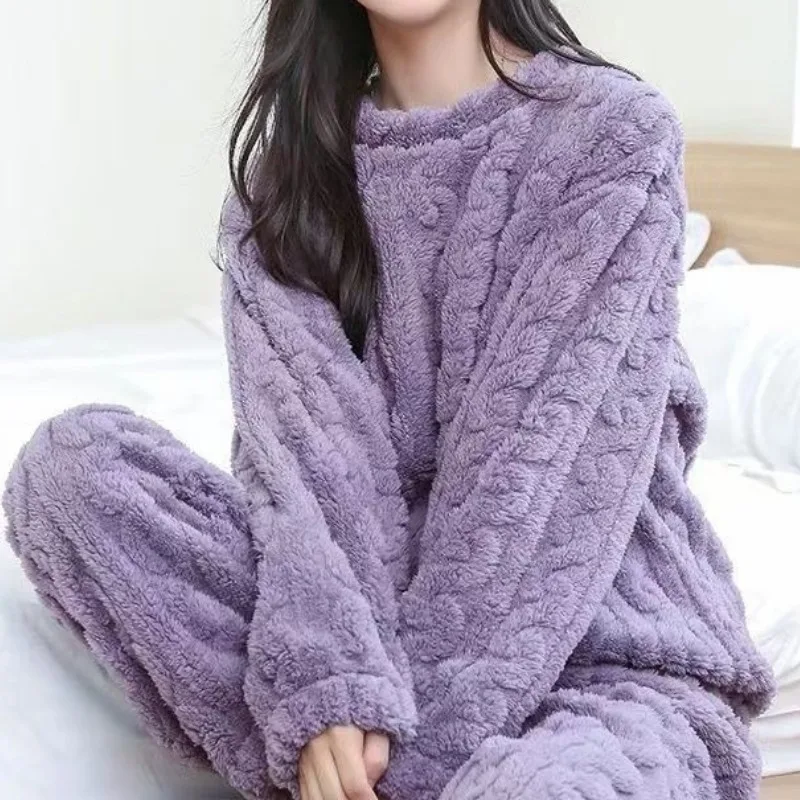 

Women's Pajama & Loungewear Set Women's Pajama & Loungewear Set Warm Winter Night Pajama Set Thick Pajama & Loungewear Set