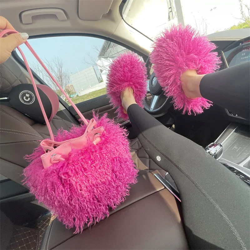 Luxury Colorful Tassels Furry Drawstring Bucket Bag Women Plush Handbag Harajuku Street Punk Y2k Hot Girls Faux Fur Shoulder Bag