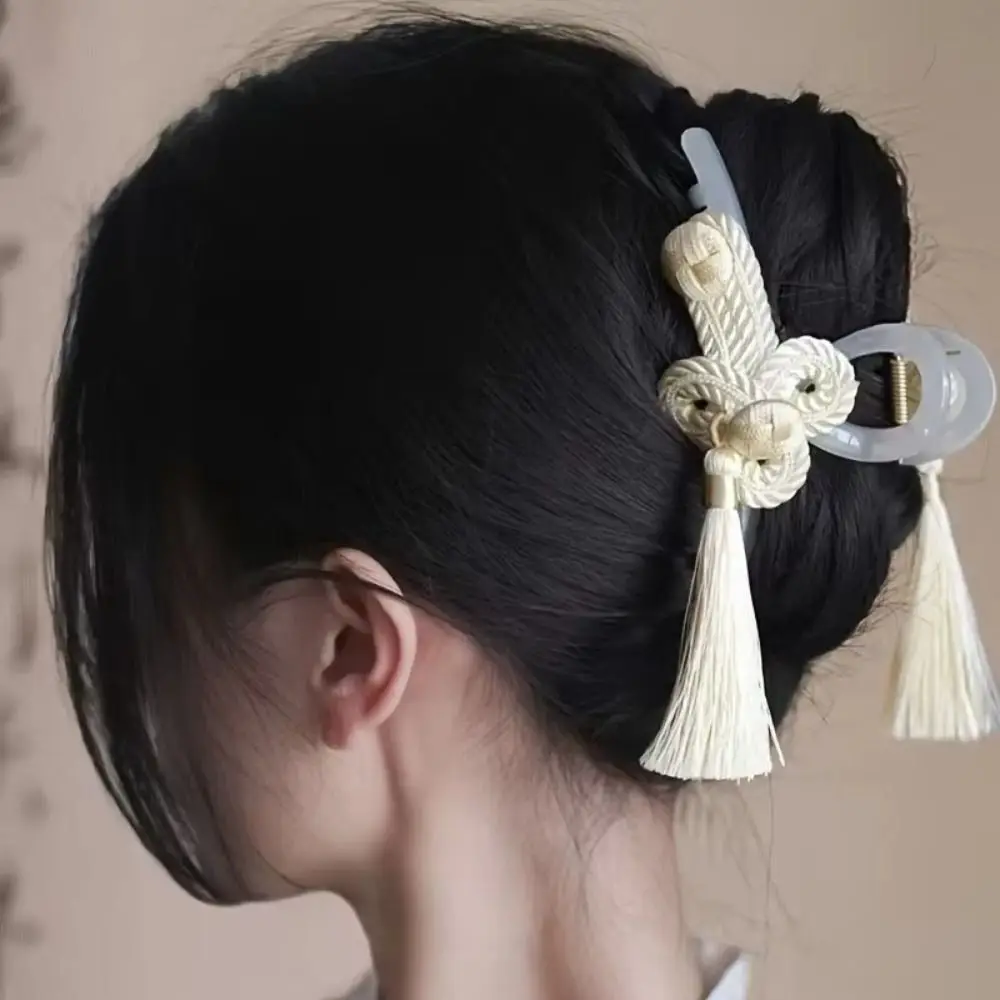 Ancient Style Chinese Style Hair Clips Acrylic Dignified Hand Woven Tassel Clip Elegant Hair Grasps