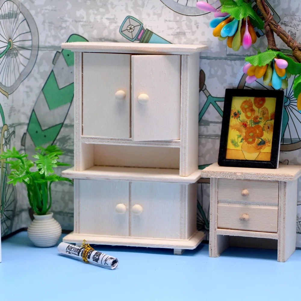 Doll House Mini Wooden Wardrobe, Miniature Bedroom Scene Accessories Furniture Model BJD Vintage Vertical Cabinet