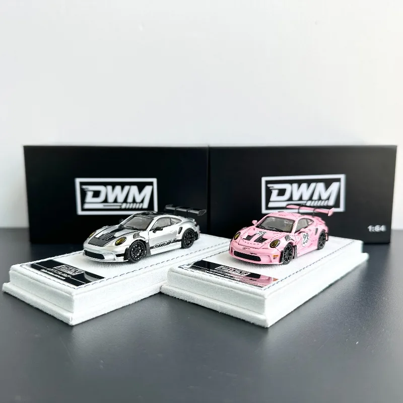 DWM Diecast 1:64 Porsche 911 GT3RS Pink Pig Livery Limited Openable Car Model Porsche Play Vehicles Collectible Model Cars Toys