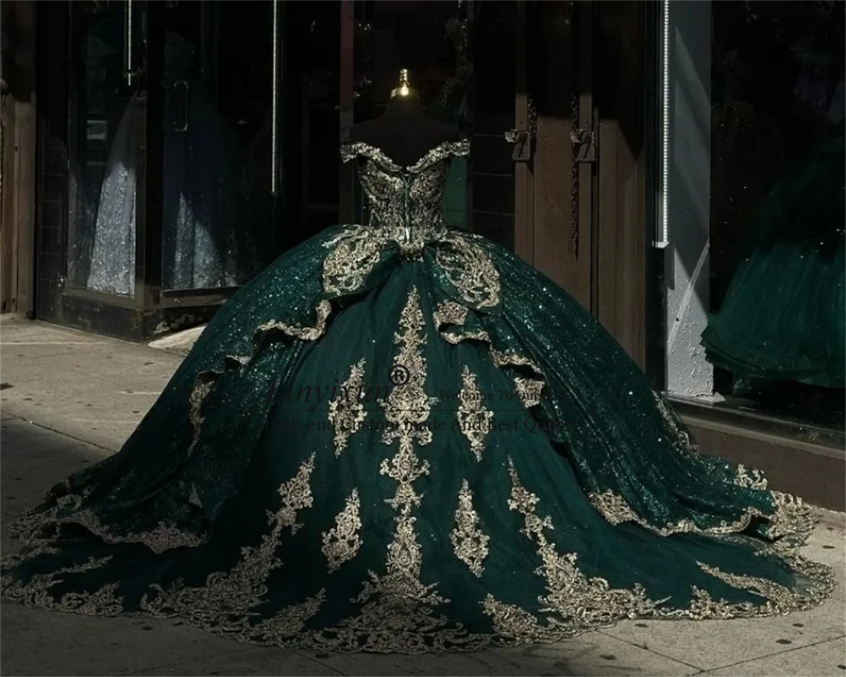 Vestido De quinceañera verde personalizado, vestido De baile con apliques De encaje dorado, corsé con cuentas, dulce 16, princesa, Vestidos De cumpleaños De XV 15 Anos