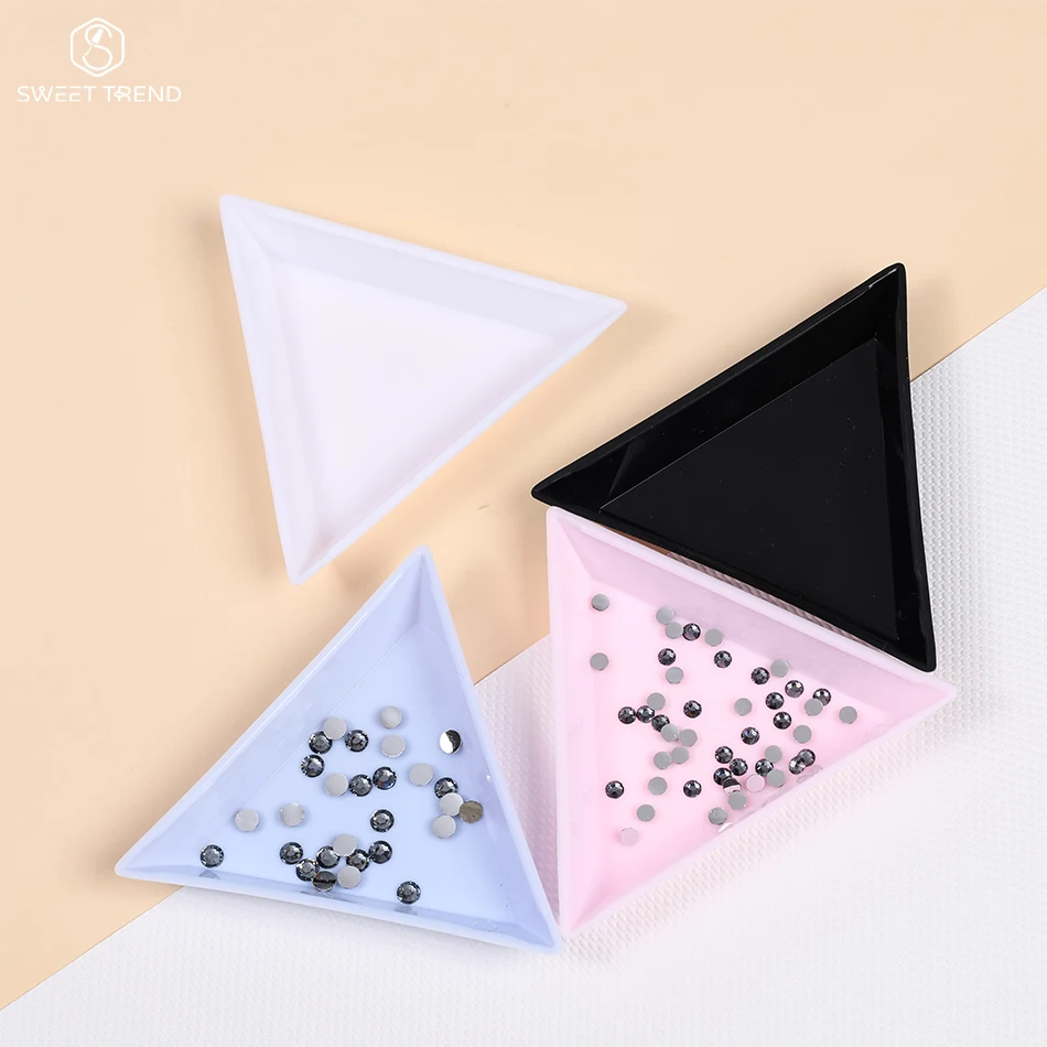 20pcs Triangle Nail Rhinestone Tray Plastic Sorting Storage Plate for Nail Charms Beads Glitter Manicure Salon DIY Parts Tools