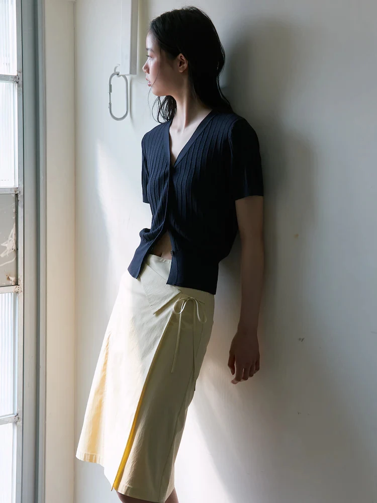 Nuo Xiaola Genuine Treasure Brand Summer 2026 New Arrival High Waist A-Line Skirt with Belt Splicing Design Women's Commute Wear